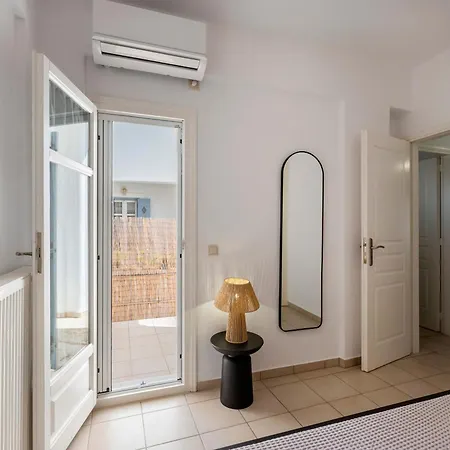 Valeli Two * Naousa (Paros)