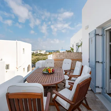 Valeli Two * Naousa (Paros)