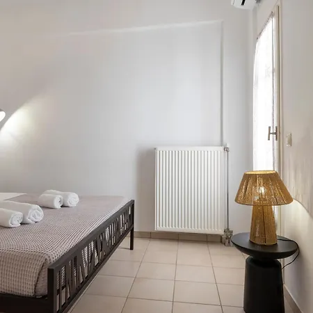 Valeli Two * Naousa (Paros)