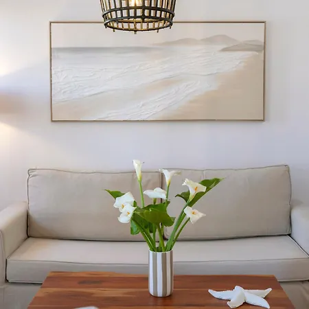 Valeli Two * Naousa (Paros)